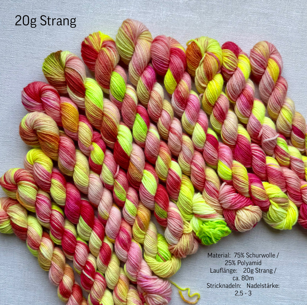 Handgefärbte Wolle, Sockenwolle, Merinowolle, 4-fach. hand-dyed sock yarn