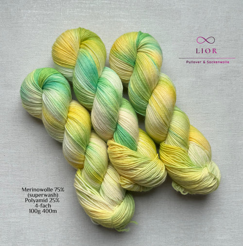 Handgefärbte Wolle, 100g, Sockenwolle, Merinowolle, 4-fach. hand-dyed sock yarn