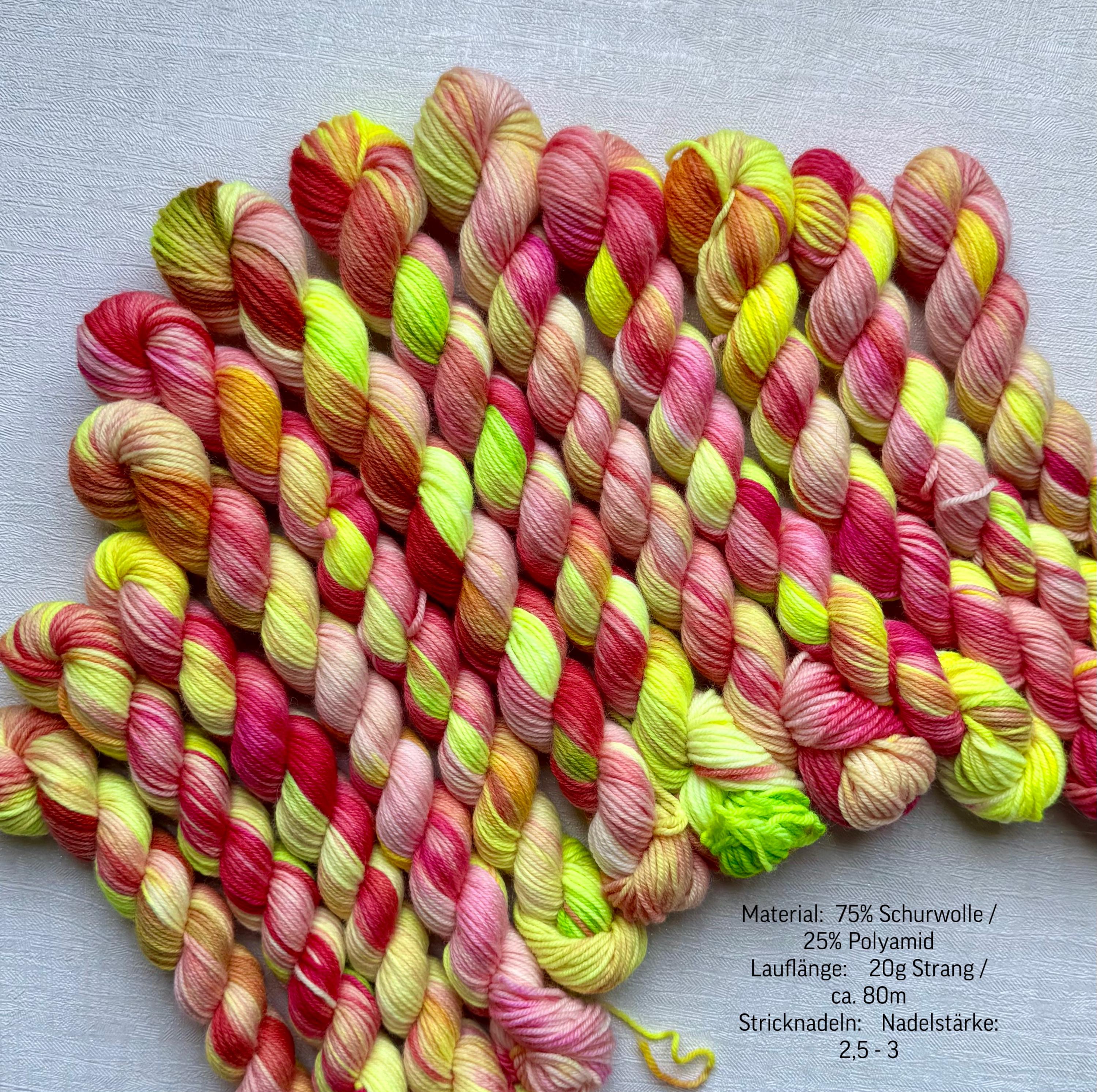 Handgefärbte Wolle, Sockenwolle, Merinowolle, 4-fach. hand-dyed sock yarn
