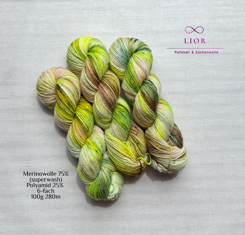 Handgefärbte Merino Sockenwolle 100g, 6-fach | Hand Dyed Merino Sock Yarn | Fingering Weight Yarn