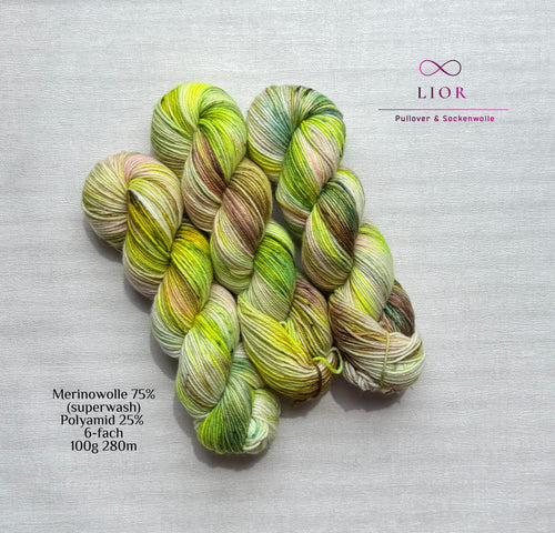 Handgefärbte Merino Sockenwolle 100g, 6-fach | Hand Dyed Merino Sock Yarn | Fingering Weight Yarn